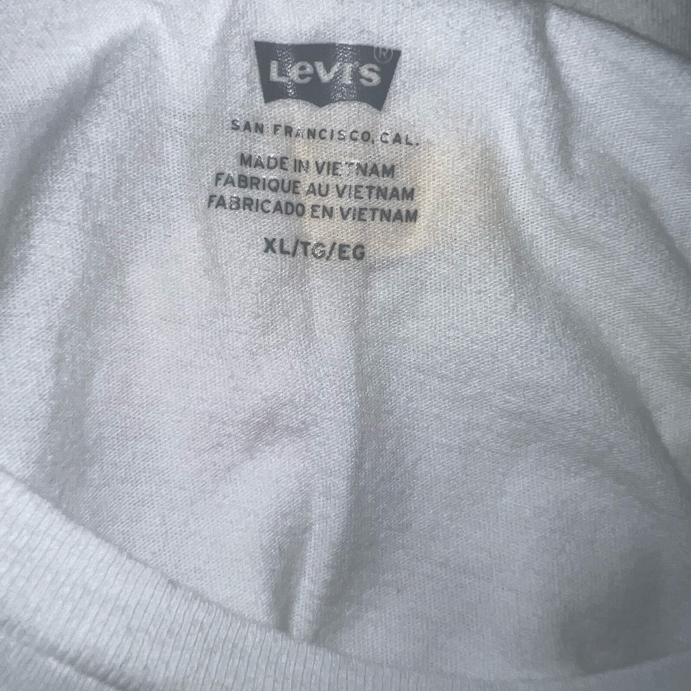 Levi’s T-shirt - Picture 4 of 4